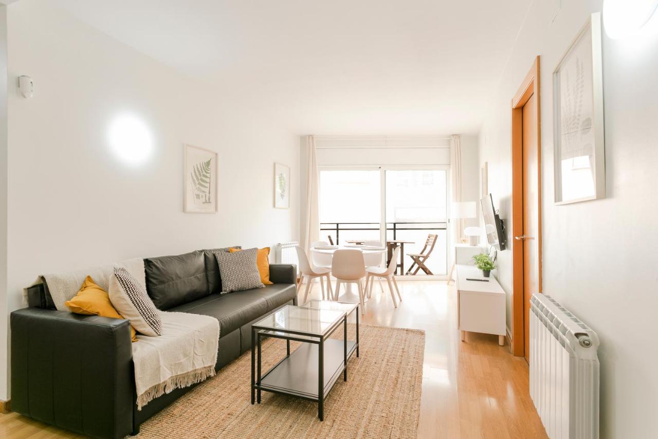 Ab North Barcelona Apartments Santa Coloma de Gramanet Екстериор снимка