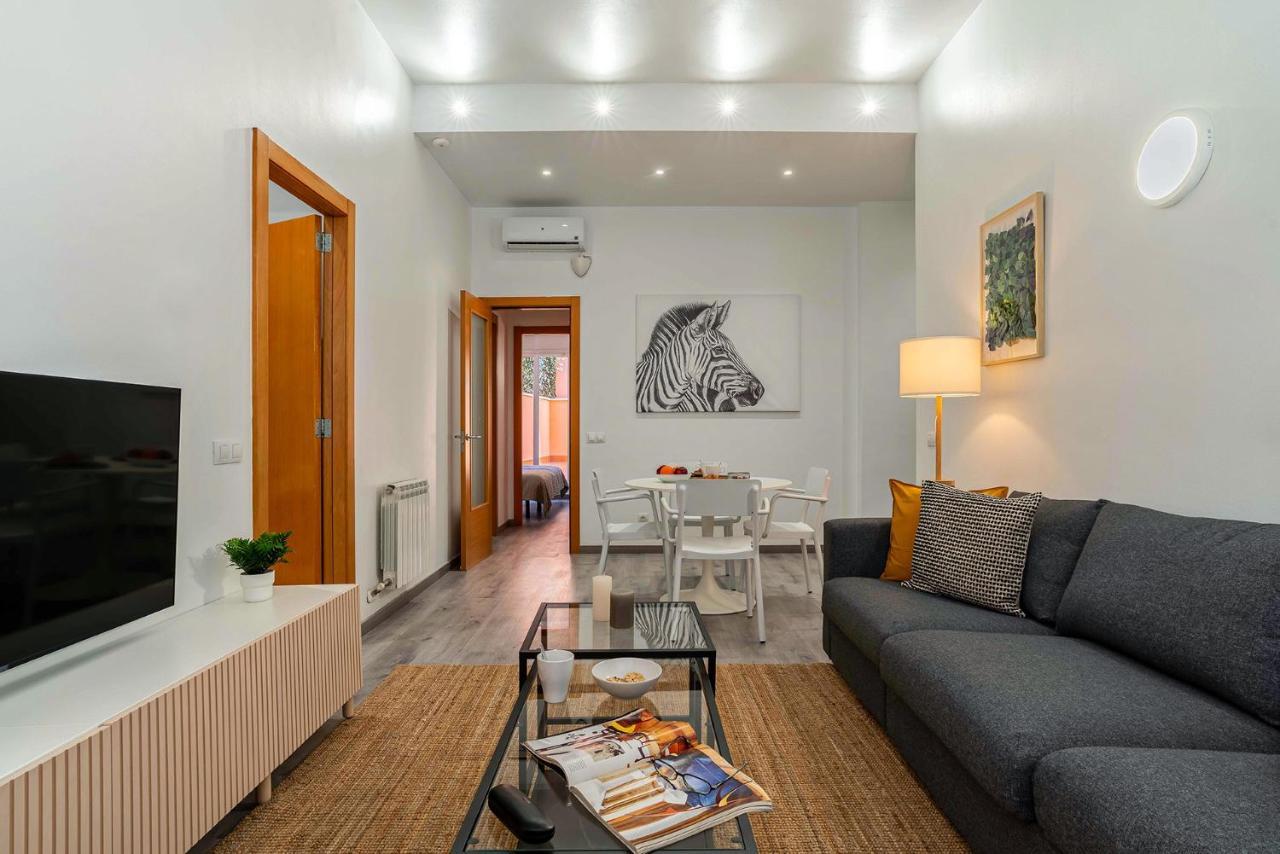 Ab North Barcelona Apartments Santa Coloma de Gramanet Екстериор снимка
