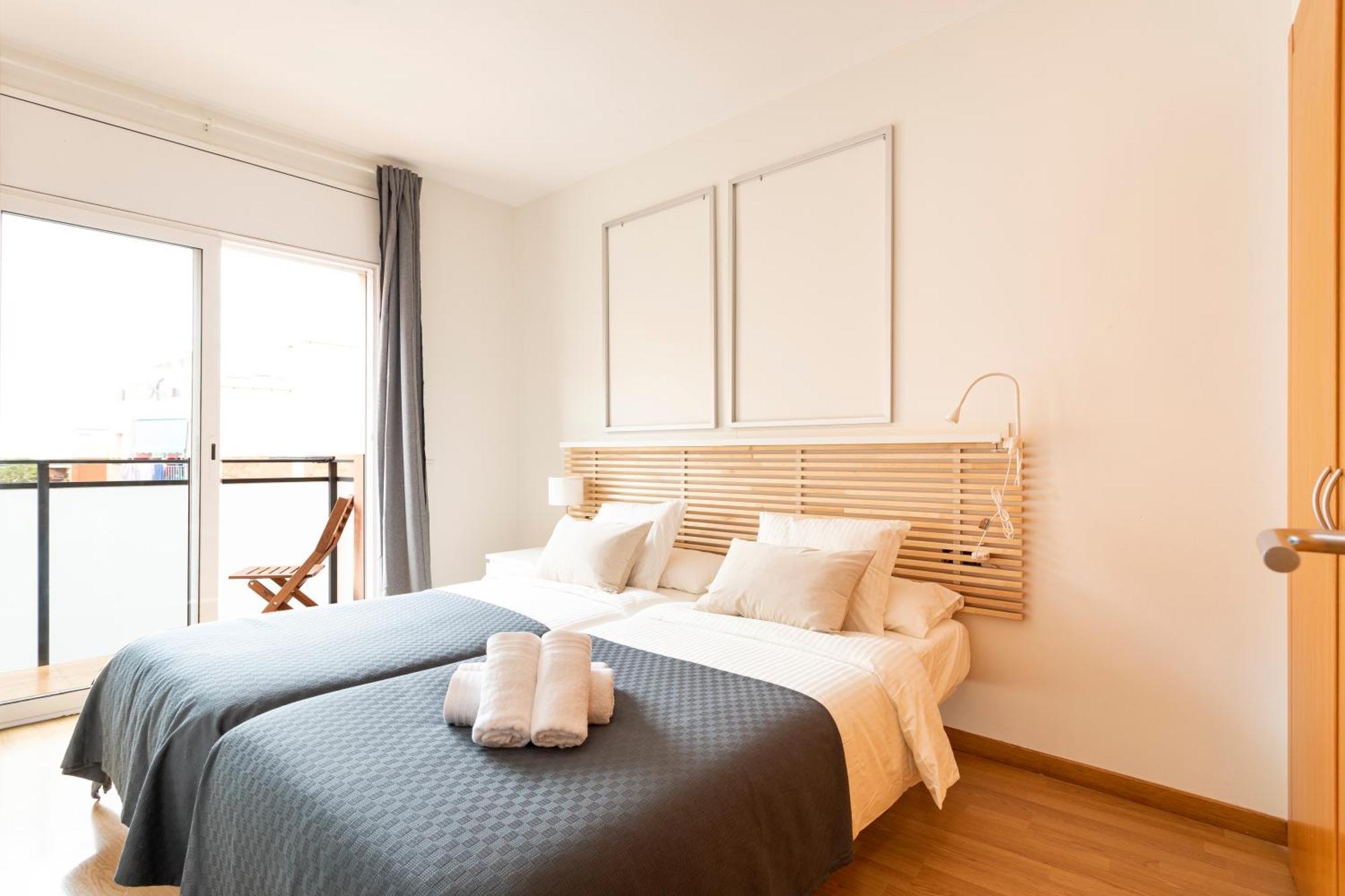 Ab North Barcelona Apartments Santa Coloma de Gramanet Екстериор снимка